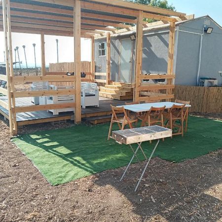 Apartmán אצל דוד בכפר Kfar Gidon Exteriér fotografie