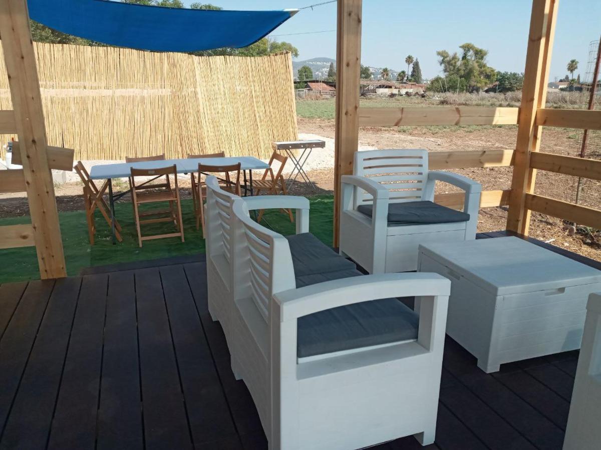 Apartmán אצל דוד בכפר Kfar Gidon Exteriér fotografie