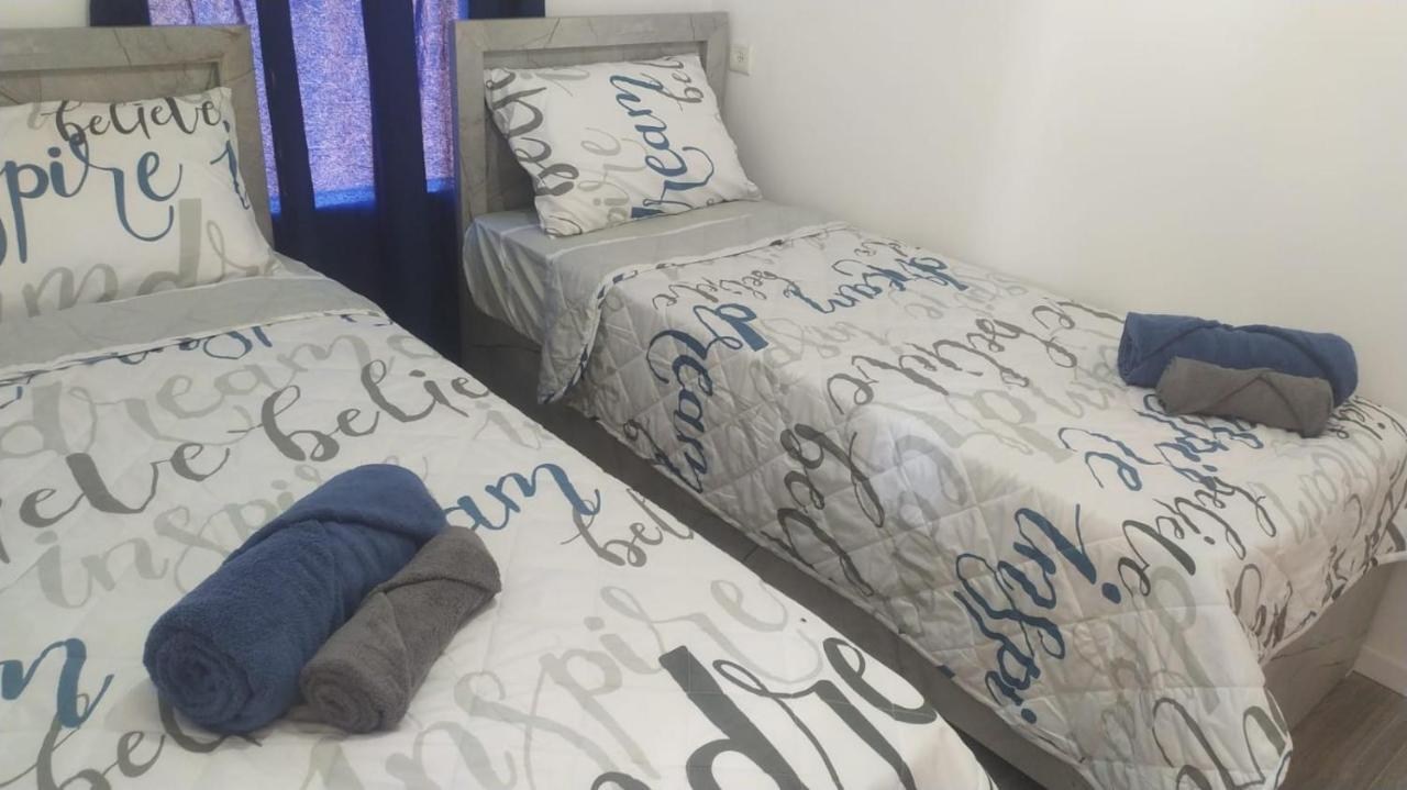 Apartmán אצל דוד בכפר Kfar Gidon Exteriér fotografie